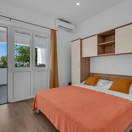Sea Breeze Studios Tučepi Exteriör bild