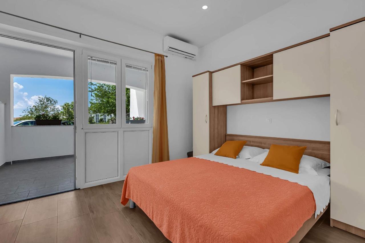 Sea Breeze Studios Tučepi Exteriör bild