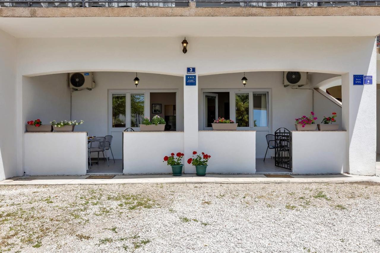 Sea Breeze Studios Tučepi Exteriör bild